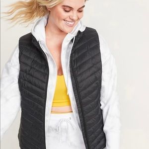 Old Navy Puffer Vest